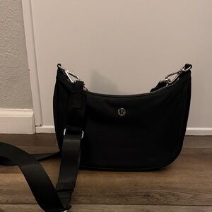 Black Lululemon Crossbody Bag
